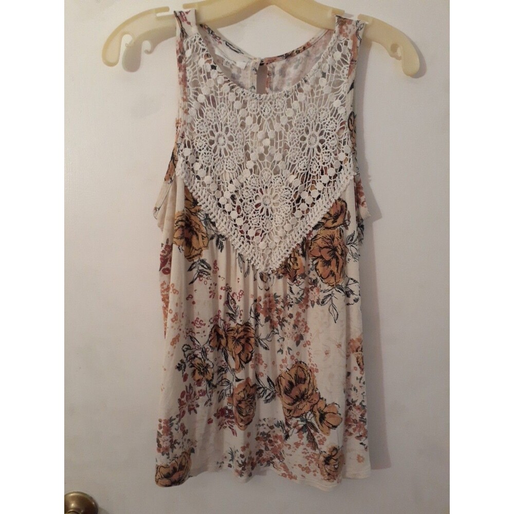 Maurice's L Large Feminine Tank Top Floral Rayon Blend Knit Summer Blouse White